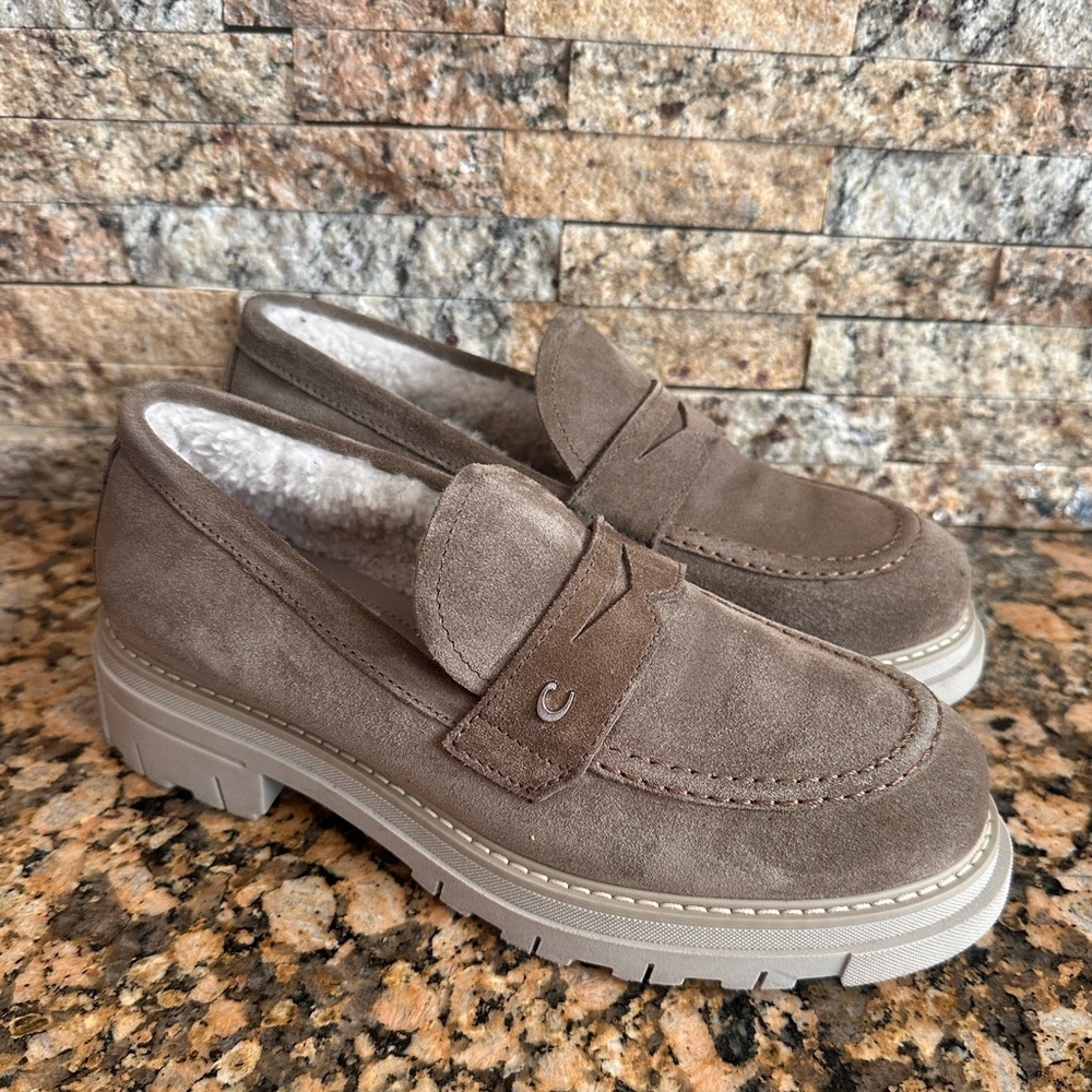 La Canadienne
Donny City Dry™ Waterproof Genuine Shearling Penny Loafer (Women)